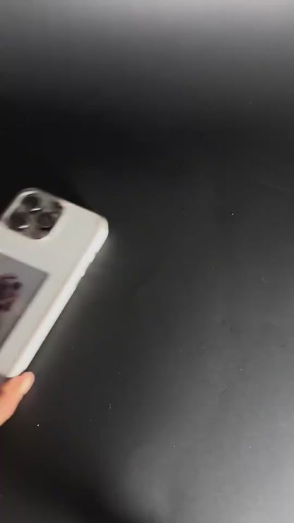 E-ink Phone Case